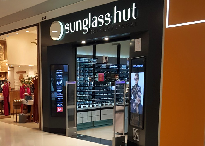 the sunglasses hut